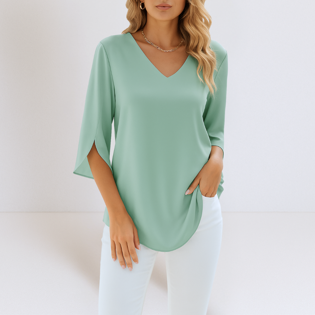 Elegante blouse met V-hals en gespleten mouwen